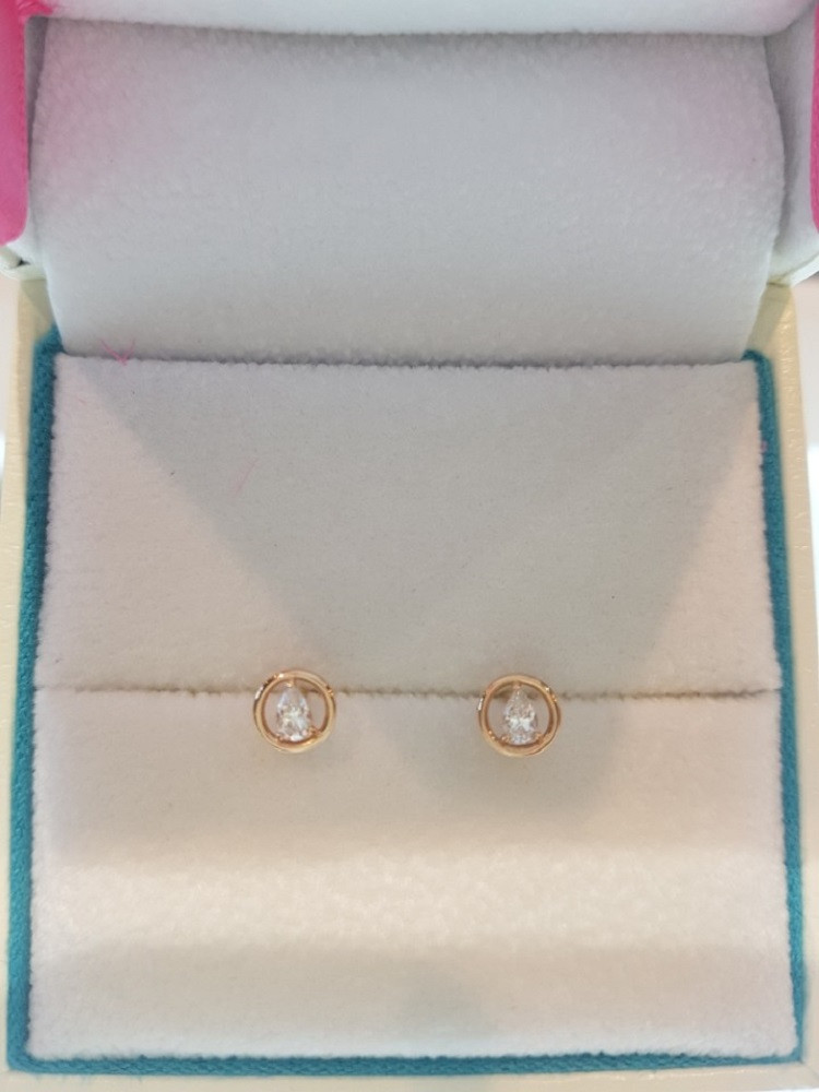 <b><p>Stonehenge Circular droplet eri T0987</p></b><b><p>ストーンヘンジ 円形水滴 イヤリング T0987</p></b><br /><br /><p align='center'>