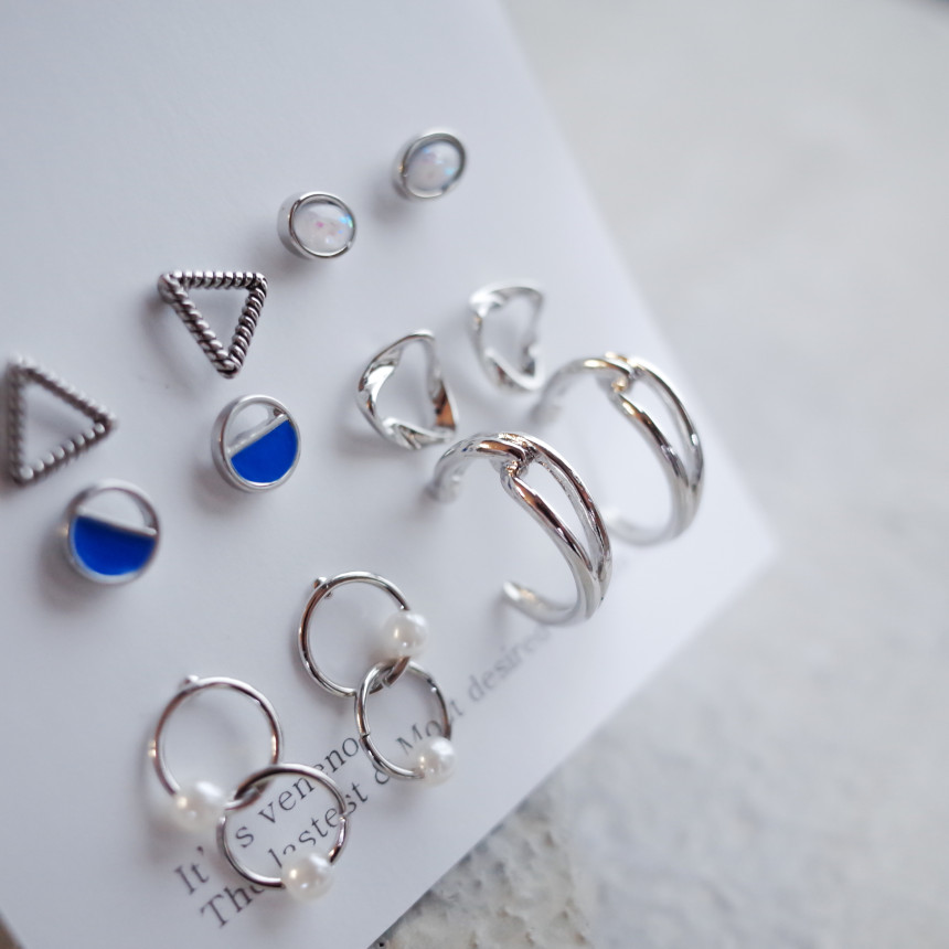 <b><p>Sandy 12SET daily earring Simple Unique St</p></b><b><p>サンディ 12SET デイリー イヤリング シンプルユニーク スタースィルク 30代の女性</p></b><br /><br /><p align='center'>