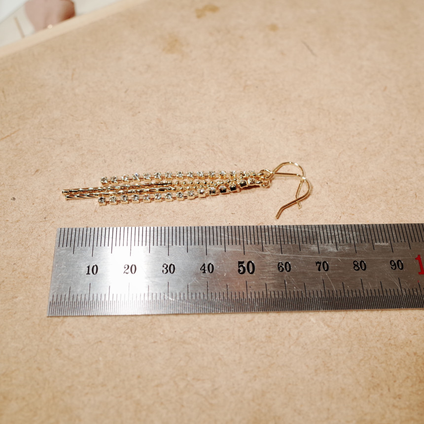 <b><p>me too Chalang Tuchein hk earri</p></b><b><p>美闘士 さらさら ツチェある フック イヤリング</p></b><br /><br /><p align='center'>