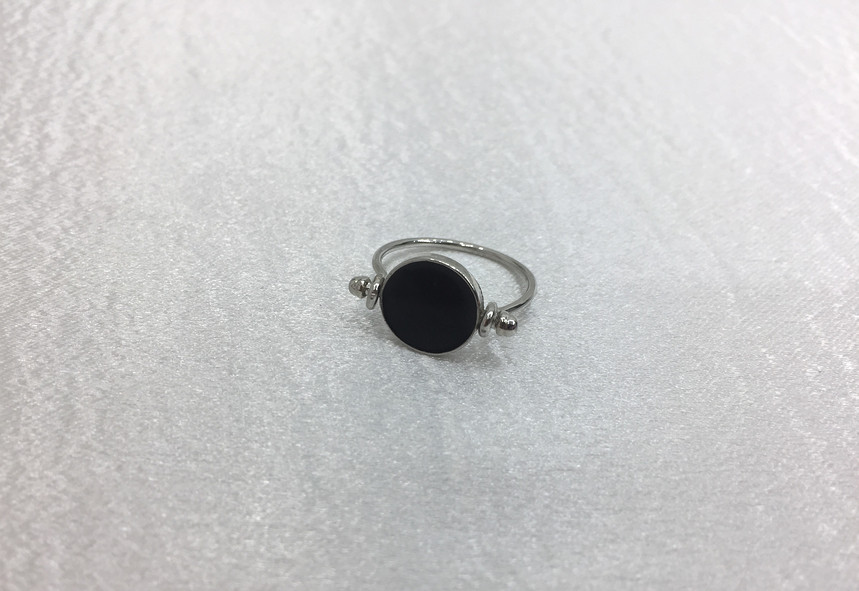 <b><p>black Silver ring set Loly Luxury cubic Edge</p></b><b><p>ブラック シルバーリングセット ラブリーな ラグジュアキュービ エッジのあるスタイ</p></b><br /><br /><p align='center'>