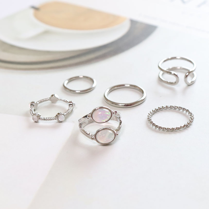 <b><p>Mourning daily opal Two les kk basic Layered</p></b><b><p>無排 デイリー オパール 二行 ねじれ 基本 重ね着 糸リング セット 6種 20代の女性</p></b><br /><br /><p align='center'>