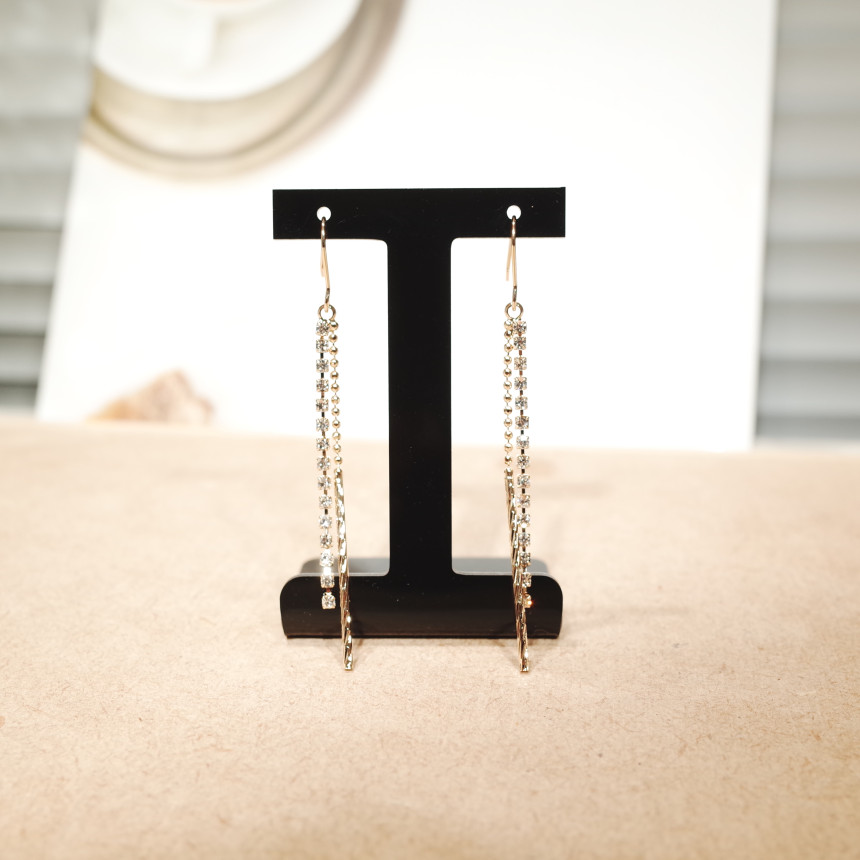 <b><p>me too Chalang Tuchein hk earri</p></b><b><p>美闘士 さらさら ツチェある フック イヤリング</p></b><br /><br /><p align='center'>