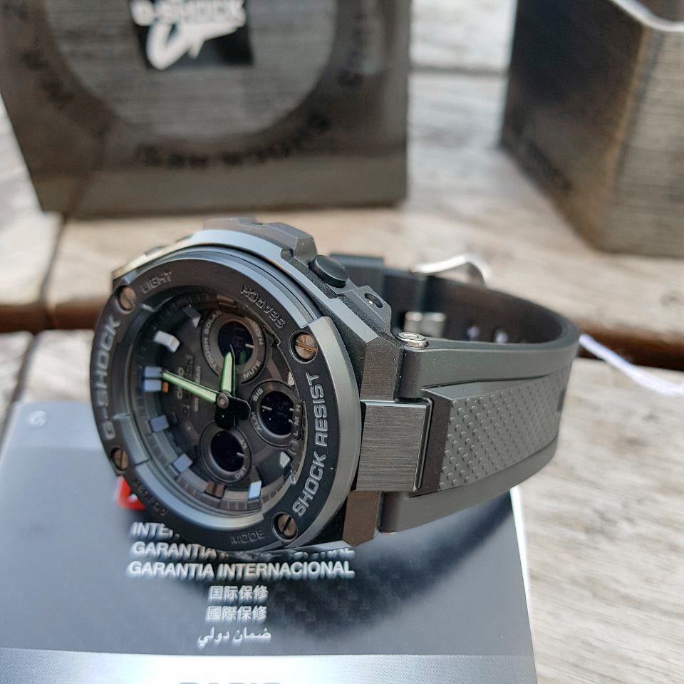 <b><p>Formal impt genuine Ji Steel GST-S300-1ADR</p></b><b><p>正規輸入純正 ジーショック 地スチール GST-S300-1ADR G1 G2 1％</p></b><br /><br /><p align='center'>