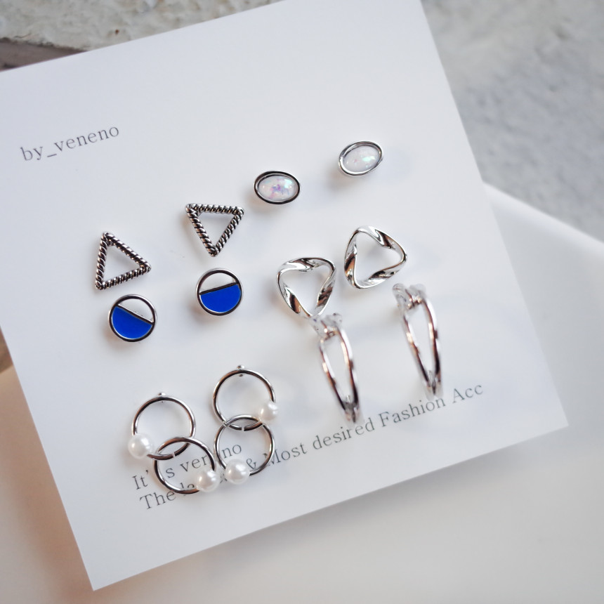 <b><p>Sandy 12SET daily earring Simple Unique St</p></b><b><p>サンディ 12SET デイリー イヤリング シンプルユニーク スタースィルク 30代の女性</p></b><br /><br /><p align='center'>