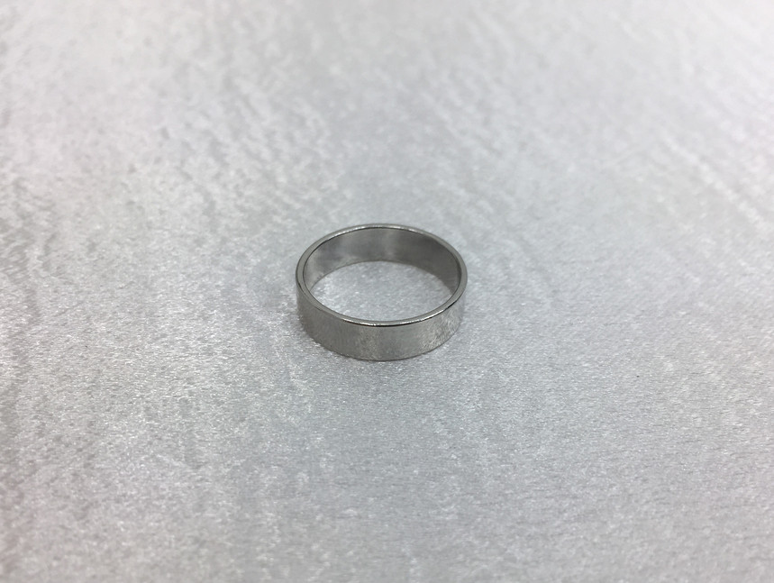 <b><p>black Silver ring set Loly Luxury cubic Edge</p></b><b><p>ブラック シルバーリングセット ラブリーな ラグジュアキュービ エッジのあるスタイ</p></b><br /><br /><p align='center'>