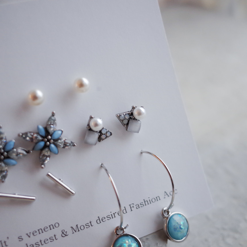 <b><p>Cherry Blossom Ending 10See fw ea Simple</p></b><b><p>桜エンディング 10See フラワー イヤリ シンプルユニーク スタイリッシュルック</p></b><br /><br /><p align='center'>