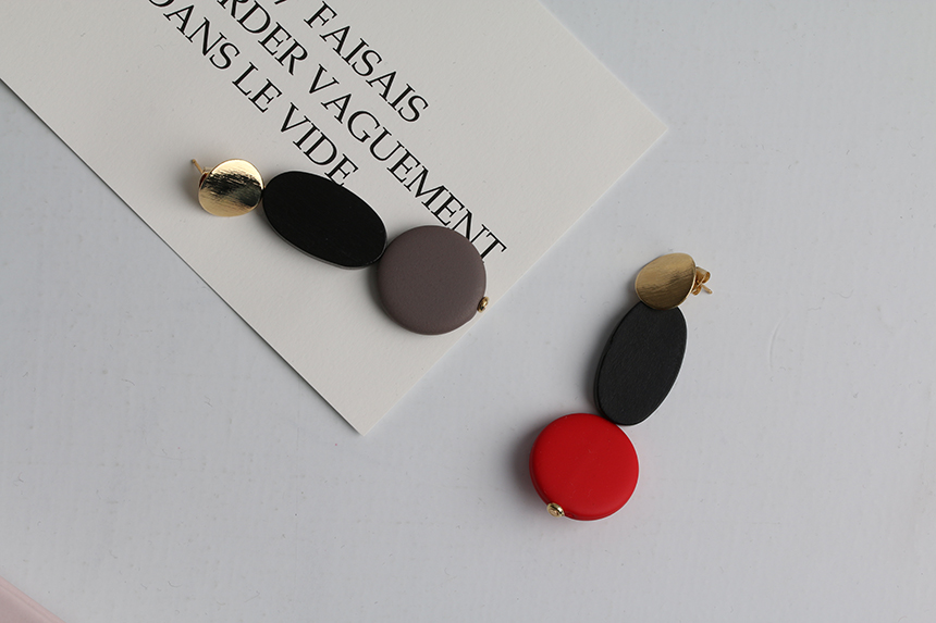 <b><p>Colorful wood Unknown Drop Earrings Vivid</p></b><b><p>カラフル ウッド オンバル ドロップイヤリング ビビ ボールドグ ユニーク 華やかな</p></b><br /><br /><p align='center'>