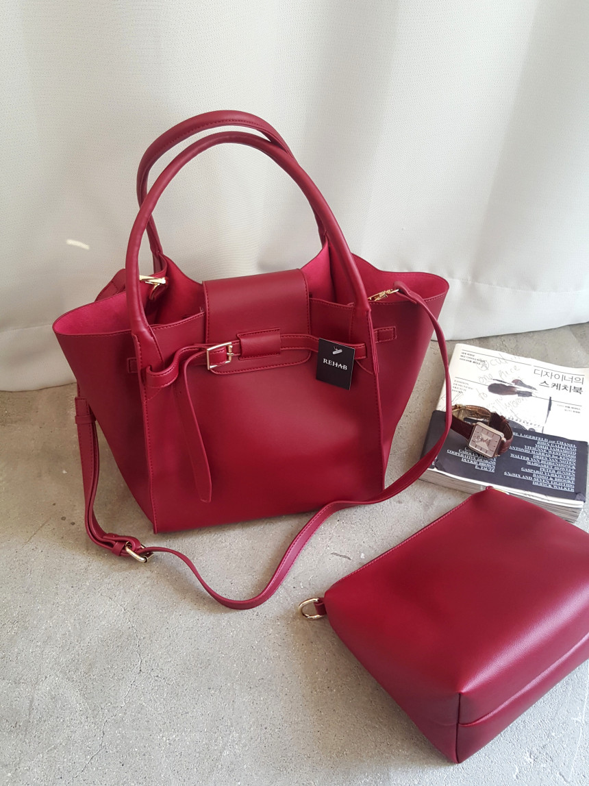 <b><p>Clooney twenties female younger Missy Lk</p></b><b><p>無排クルーニー20代の女性若いズームマミクロルックビッグバッグバケットバッグ外出ルックコーディネート</p></b><br /><br /><p align='center'>