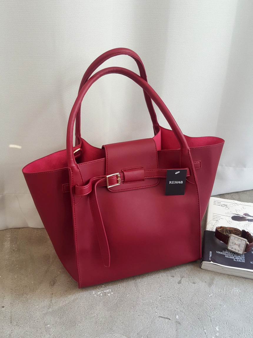 <b><p>Clooney twenties female younger Missy Lk</p></b><b><p>無排クルーニー20代の女性若いズームマミクロルックビッグバッグバケットバッグ外出ルックコーディネート</p></b><br /><br /><p align='center'>