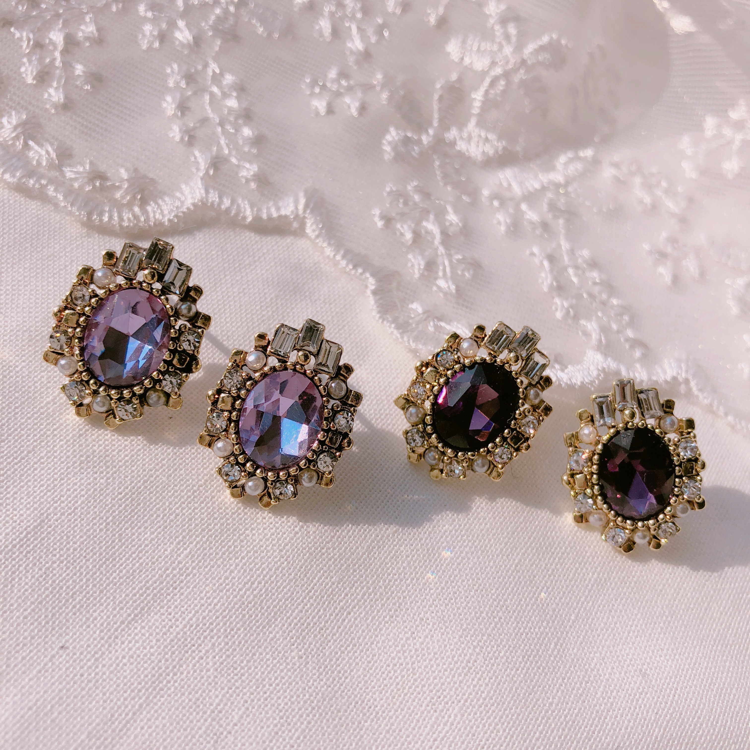 <b><p>Possible eaves 2018 Pantone trend color Viot</p></b><b><p>グィチ可能 2018年 パントン トレンド カラー バイオレット ドロップ イヤリング</p></b><br /><br /><p align='center'>