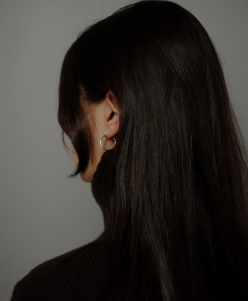 <b><p>Pearl Line Basic Rg Ergs Simple Unique Stylish</p></b><b><p>パールライン 基本リングイヤリング シンプルユニーク スタイリッシュルック 30代の女性</p></b><br /><br /><p align='center'>