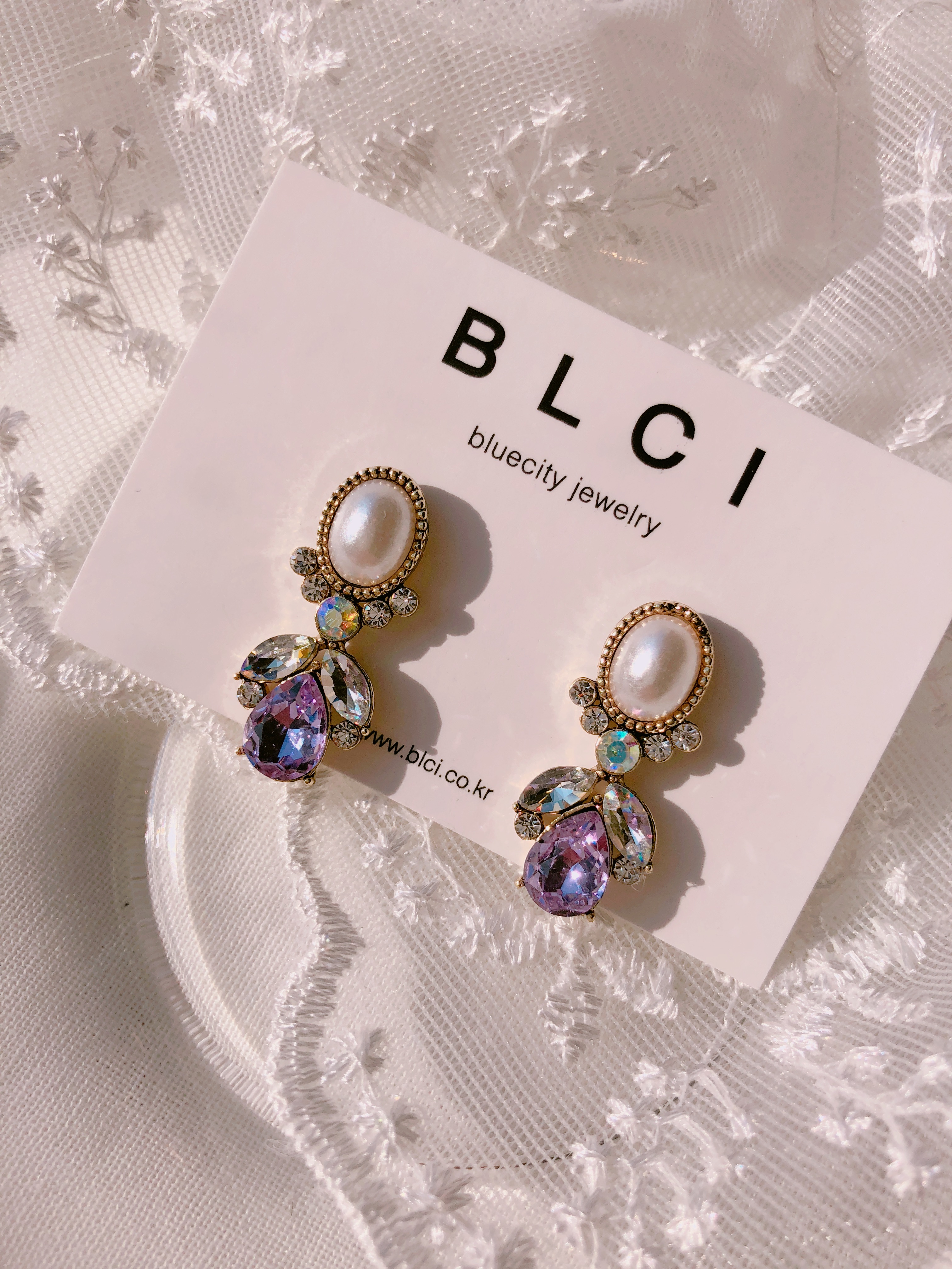 <b><p>Possible eaves 2018 Pantone trend color Viot</p></b><b><p>グィチ可能 2018年 パントン トレンド カラー バイオレット ドロップ イヤリング</p></b><br /><br /><p align='center'>