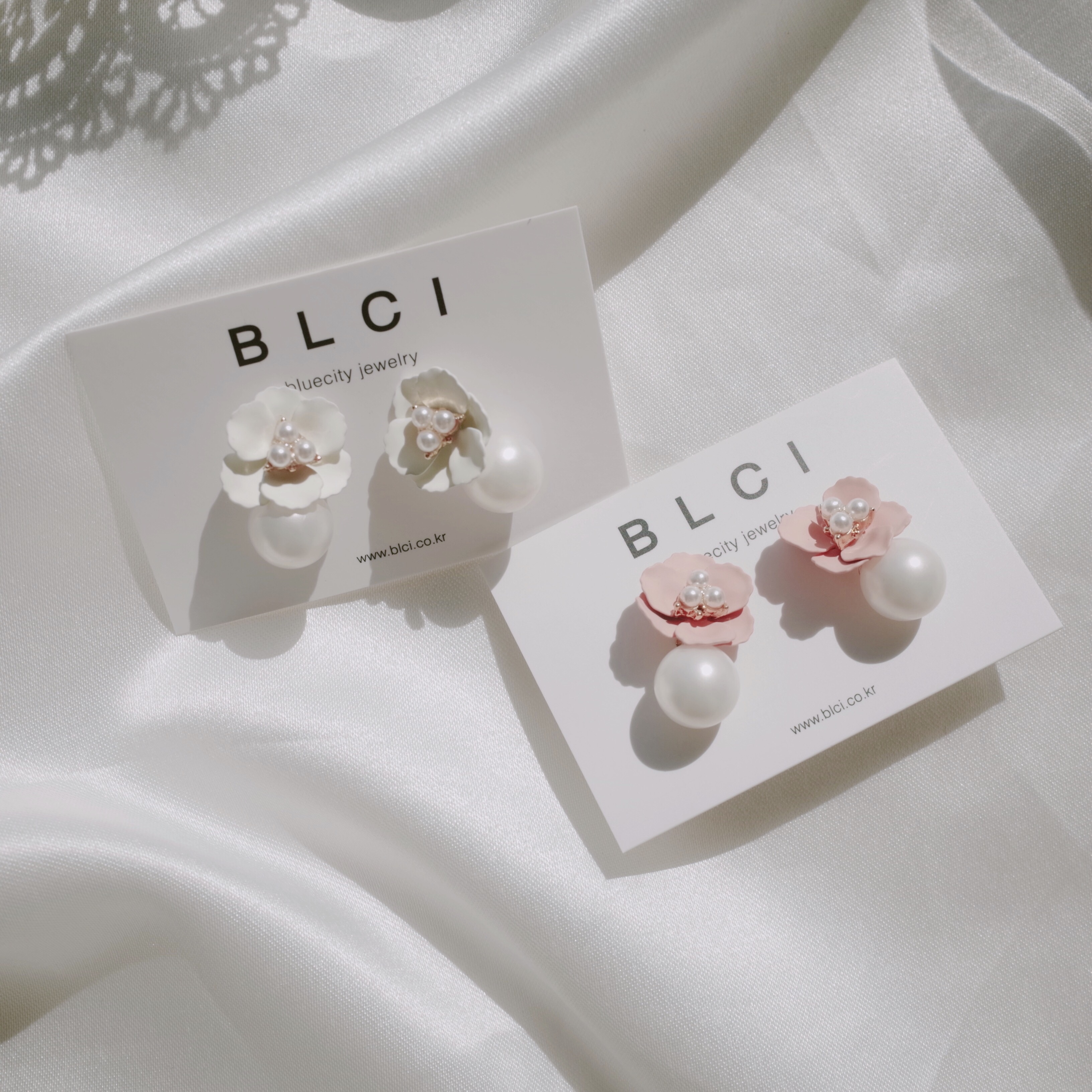 <b><p>spring Cherry Blossom Mot-Daught fw ea Drop</p></b><b><p>春 桜 螺鈿 フラワー イヤリング ドロップ ツーウェイ 15種 開講コーディネート</p></b><br /><br /><p align='center'>