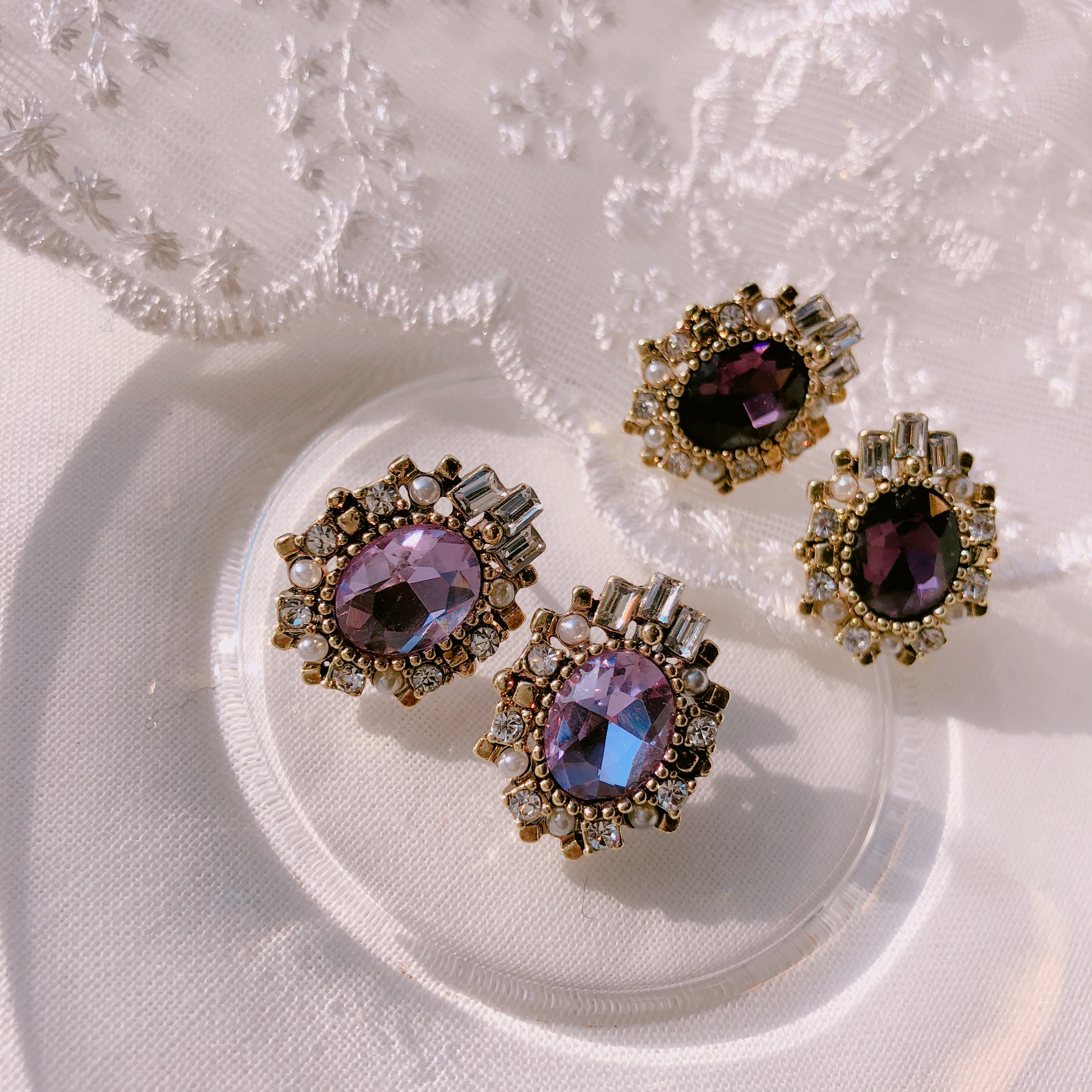 <b><p>Possible eaves 2018 Pantone trend color Viot</p></b><b><p>グィチ可能 2018年 パントン トレンド カラー バイオレット ドロップ イヤリング</p></b><br /><br /><p align='center'>