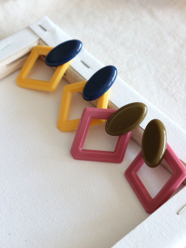 <b><p>unique Rhombus Earring Refresh coordation</p></b><b><p>ユニーク 菱形イヤリングC さわやかなコーディネート キュなアイテム 友人が尋ねる</p></b><br /><br /><p align='center'>