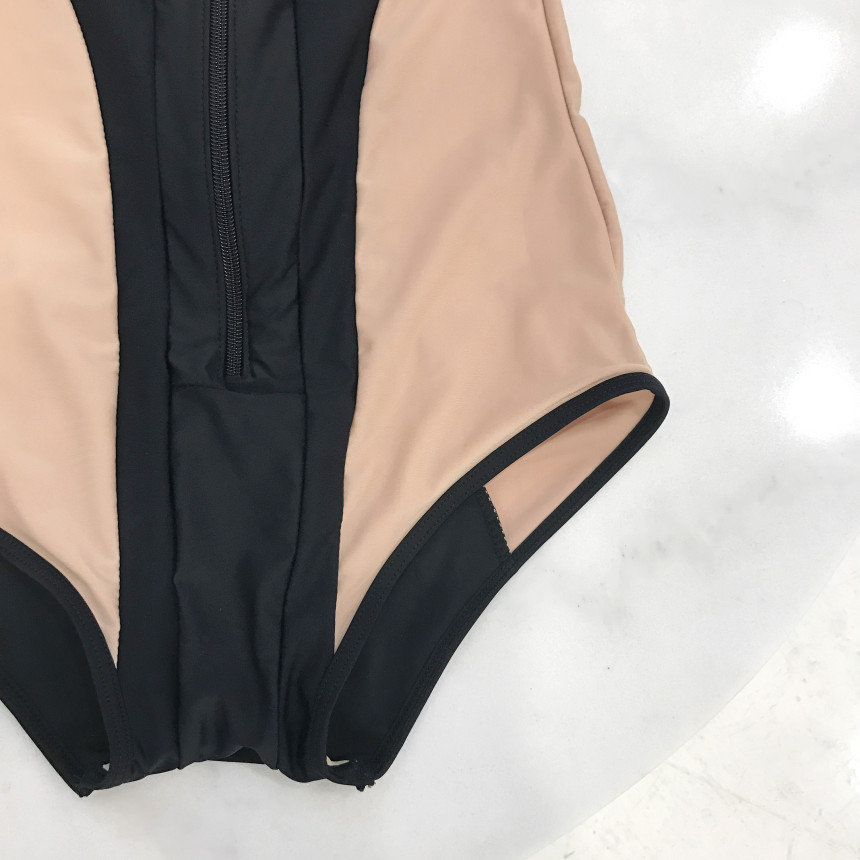 <b><p>Business Monoki Sexy Color come see through</p></b><b><p>ジップアップ モノキニ セクシー 配色 輸入 スルー 20比 スポーティー</p></b><br /><br /><p align='center'>