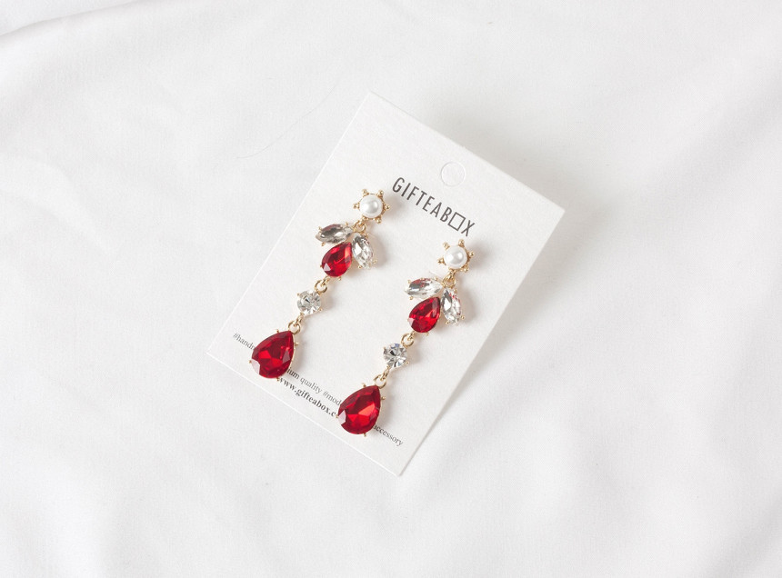 <b><p>Glam Drop Violet earring Possib ves Non-Pierc</p></b><b><p>グラムドロップ バイオレット イヤリング グィチ可能 ノンピアス スタイリッシュルック</p></b><br /><br /><p align='center'>