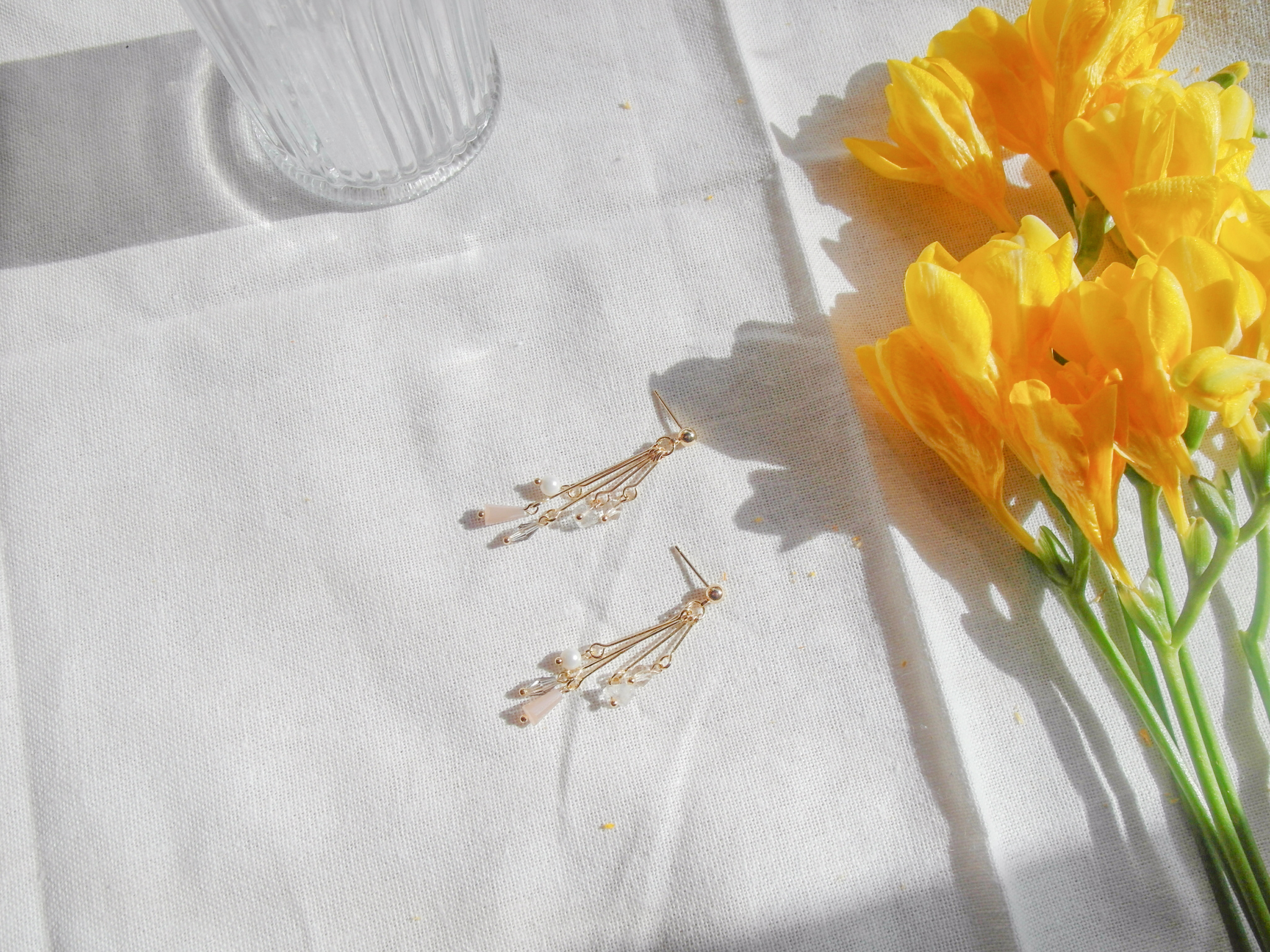 <b><p>Melt and Plot LOVE-I # Rilke Series 01 Spng</p></b><b><p>メルトゥエンプロット LOVE-I＃リルケ シリーズ 01 春を 君に グィチ ウンチム</p></b><br /><br /><p align='center'>