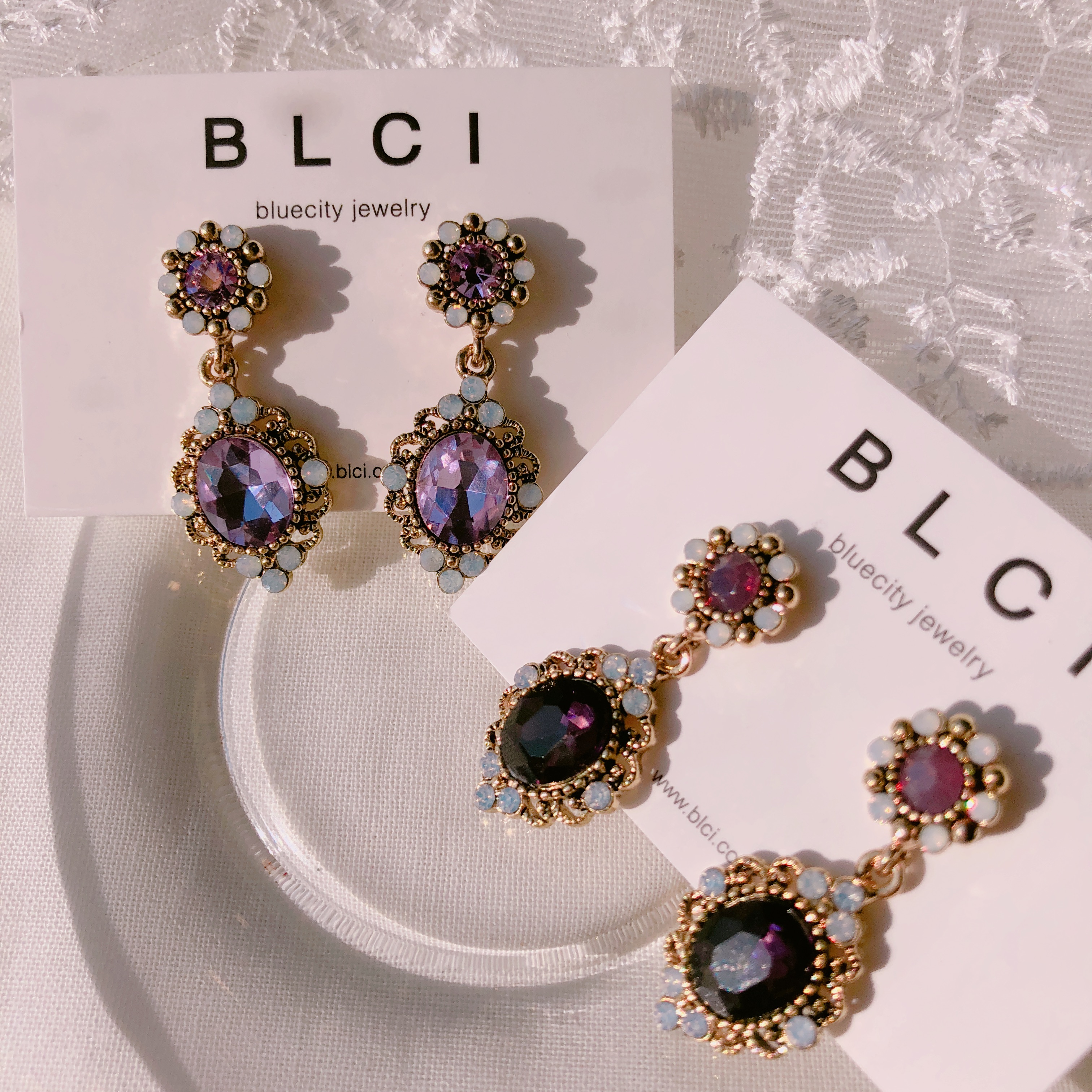 <b><p>Possible eaves 2018 Pantone trend color Viot</p></b><b><p>グィチ可能 2018年 パントン トレンド カラー バイオレット ドロップ イヤリング</p></b><br /><br /><p align='center'>