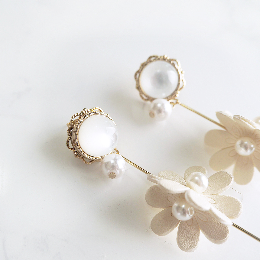 <b><p>Big flower Drop Long earri shpi mall pretty</p></b><b><p>ビッグ フラワー ドロップ ロング イヤリ ショッピモール きれいな ボド 特異な</p></b><br /><br /><p align='center'>