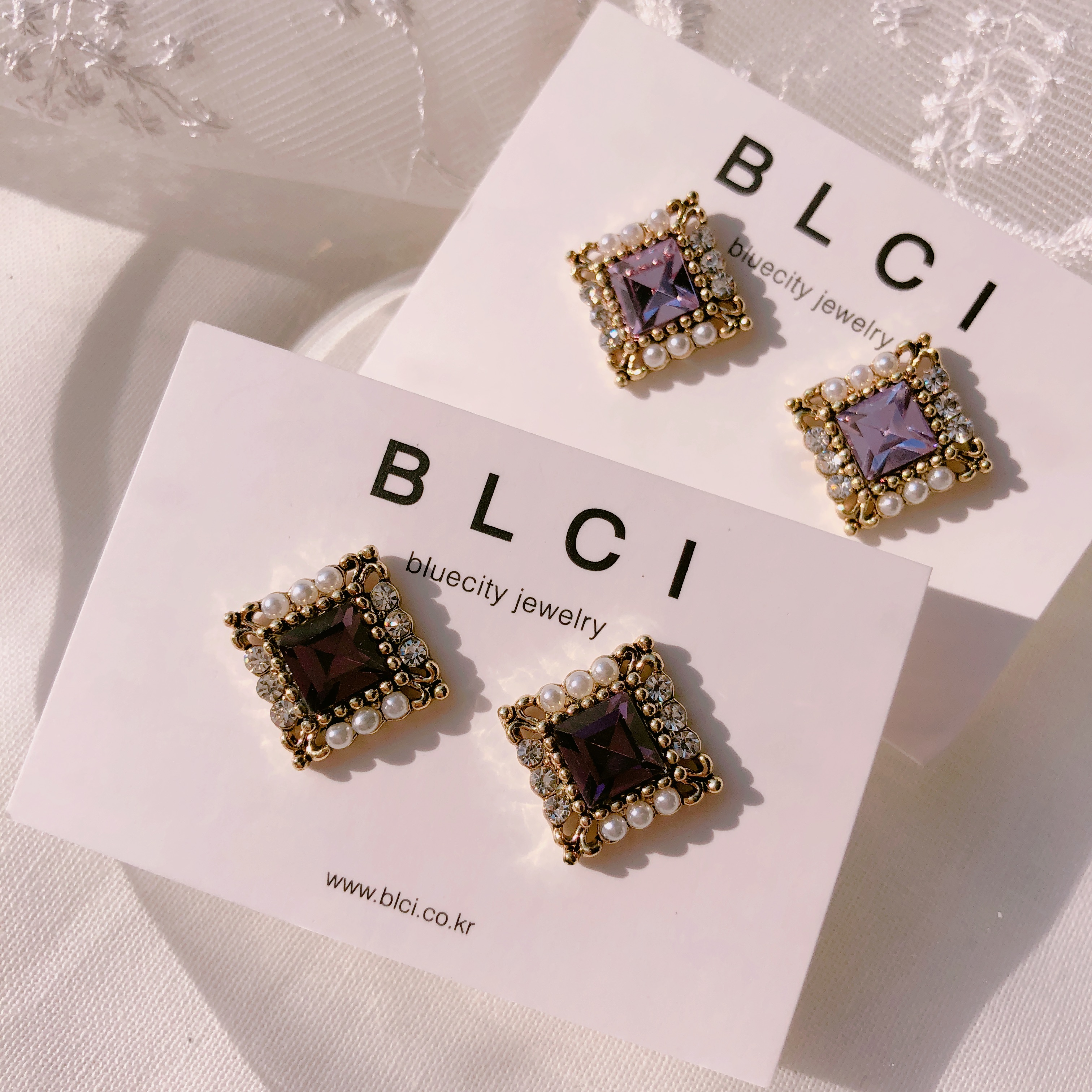 <b><p>Possible eaves 2018 Pantone trend color Viot</p></b><b><p>グィチ可能 2018年 パントン トレンド カラー バイオレット ドロップ イヤリング</p></b><br /><br /><p align='center'>