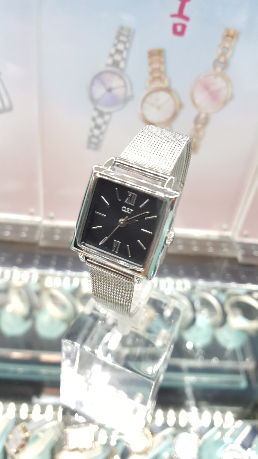 <b><p>OST Black Square Mesh Band Watch OTW118306TBS</p></b><b><p>OST ブラックスクエアメッシュバンド時計 OTW118306TBS</p></b><br /><br /><p align='center'>