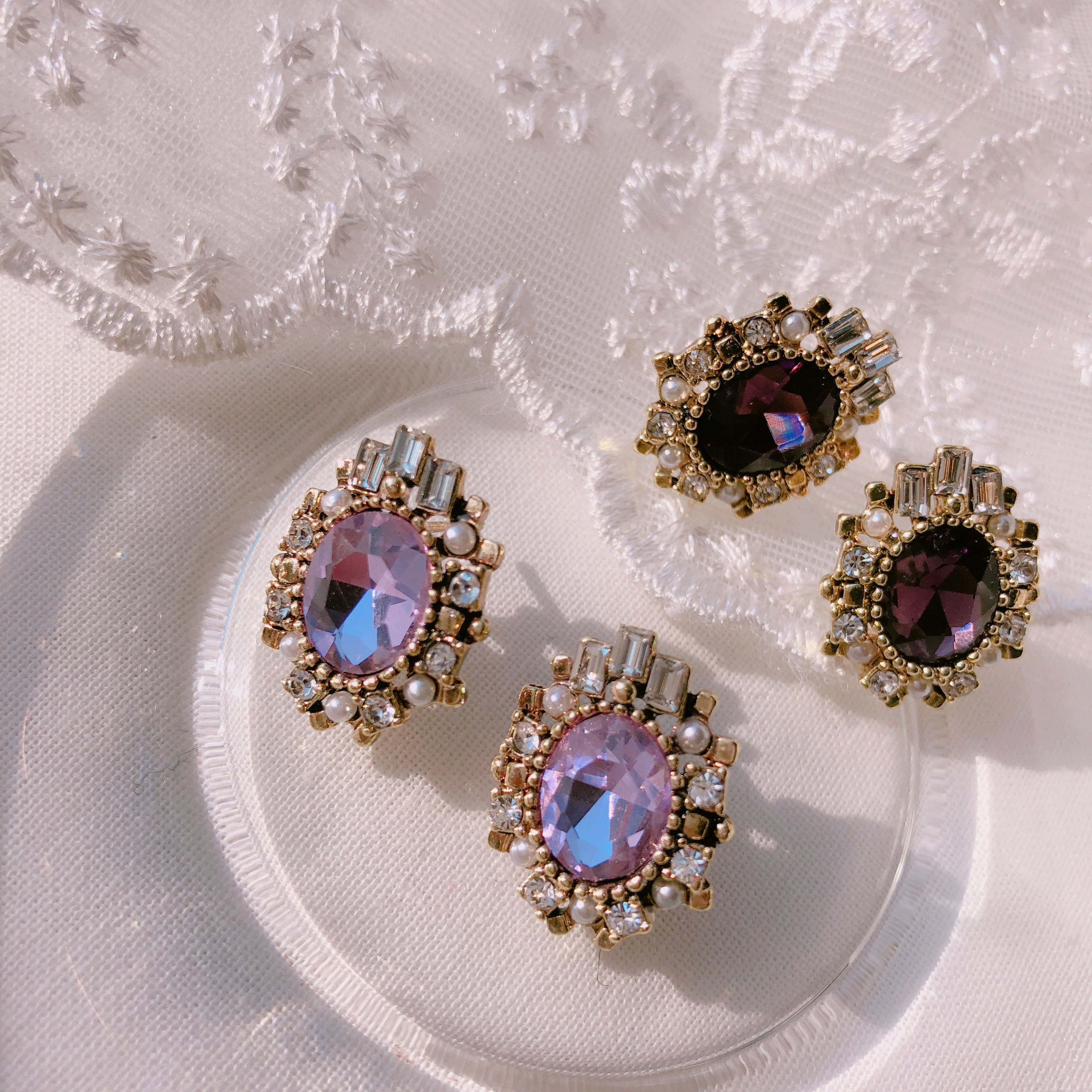 <b><p>Possible eaves 2018 Pantone trend color Viot</p></b><b><p>グィチ可能 2018年 パントン トレンド カラー バイオレット ドロップ イヤリング</p></b><br /><br /><p align='center'>