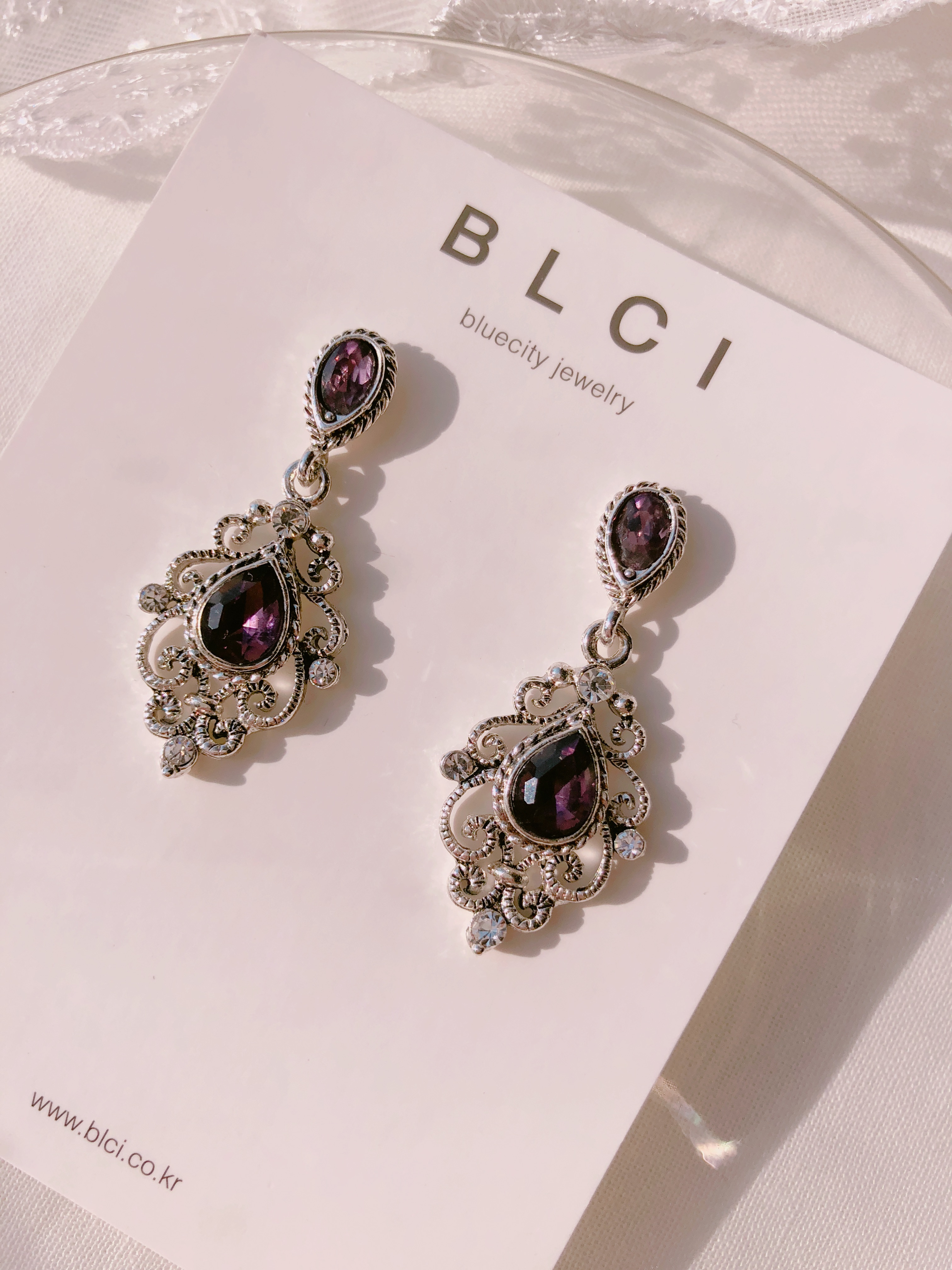 <b><p>Possible eaves 2018 Pantone trend color Viot</p></b><b><p>グィチ可能 2018年 パントン トレンド カラー バイオレット ドロップ イヤリング</p></b><br /><br /><p align='center'>