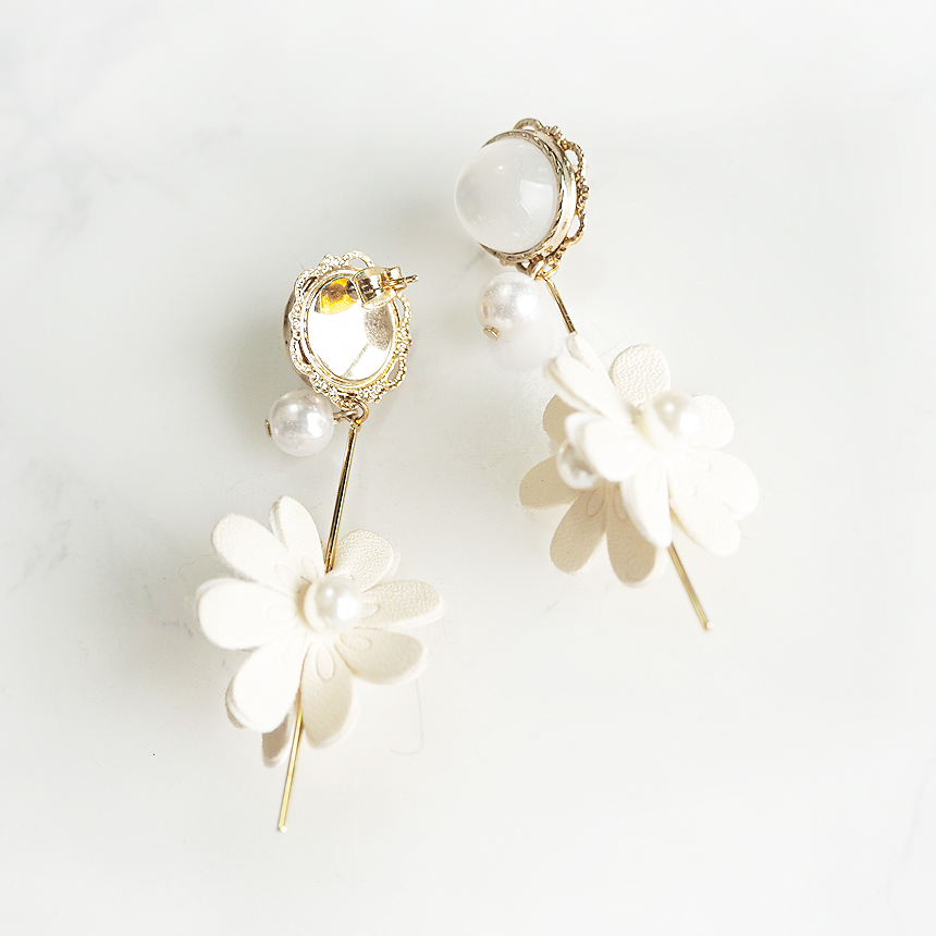 <b><p>Big flower Drop Long earri shpi mall pretty</p></b><b><p>ビッグ フラワー ドロップ ロング イヤリ ショッピモール きれいな ボド 特異な</p></b><br /><br /><p align='center'>