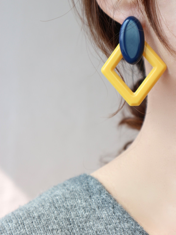 <b><p>unique Rhombus Earring Refresh coordation</p></b><b><p>ユニーク 菱形イヤリングC さわやかなコーディネート キュなアイテム 友人が尋ねる</p></b><br /><br /><p align='center'>
