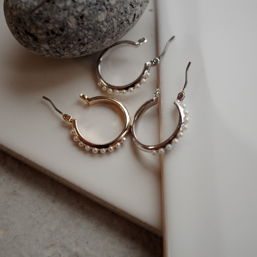 <b><p>Pearl Line Basic Rg Ergs Simple Unique Stylish</p></b><b><p>パールライン 基本リングイヤリング シンプルユニーク スタイリッシュルック 30代の女性</p></b><br /><br /><p align='center'>