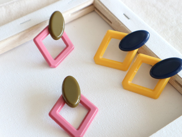 <b><p>unique Rhombus Earring Refresh coordation</p></b><b><p>ユニーク 菱形イヤリングC さわやかなコーディネート キュなアイテム 友人が尋ねる</p></b><br /><br /><p align='center'>