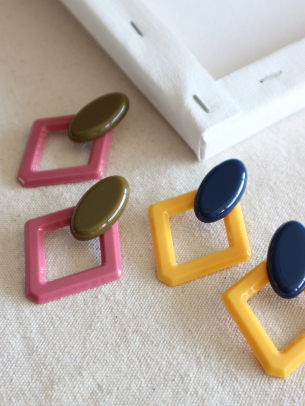 <b><p>unique Rhombus Earring Refresh coordation</p></b><b><p>ユニーク 菱形イヤリングC さわやかなコーディネート キュなアイテム 友人が尋ねる</p></b><br /><br /><p align='center'>