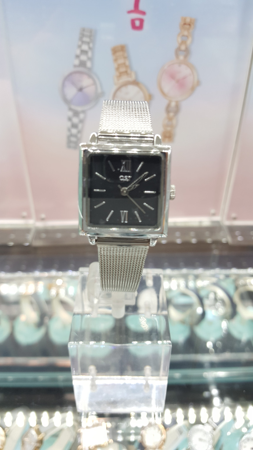 <b><p>OST Black Square Mesh Band Watch OTW118306TBS</p></b><b><p>OST ブラックスクエアメッシュバンド時計 OTW118306TBS</p></b><br /><br /><p align='center'>