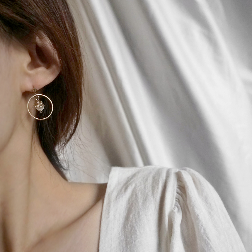 <b><p>1+1 Pearl Drop ring collection set Anque</p></b><b><p>1 + 真珠 ドロップ イヤリング コレクション セット アンティーク オンバル</p></b><br /><br /><p align='center'>