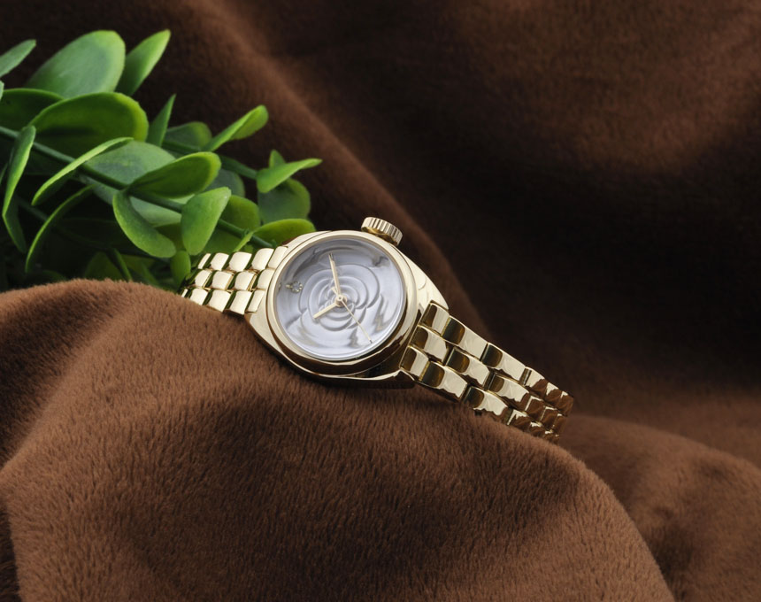 <b><p>Angel and Time Wom clock</p></b><b><p>エンジェルアンドタイム 女性 時計</p></b><br /><br /><p align='center'>