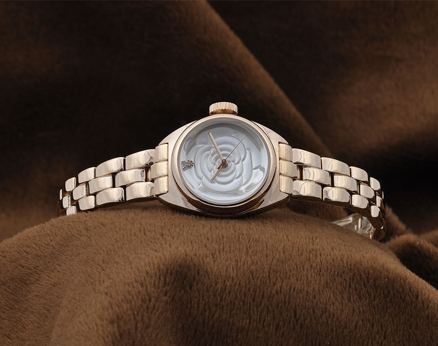 <b><p>Angel and Time Wom clock</p></b><b><p>エンジェルアンドタイム 女性 時計</p></b><br /><br /><p align='center'>