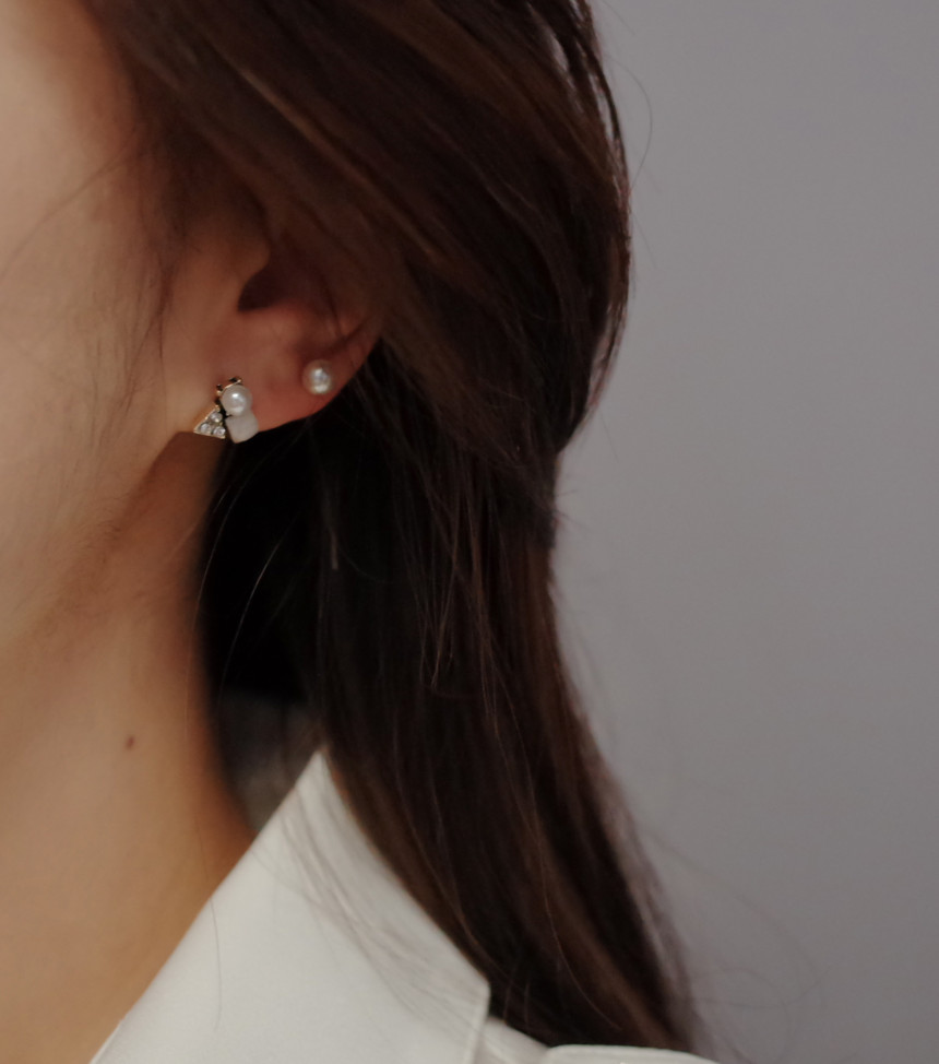 <b><p>Cherry Blossom Ending 10See fw ea Simple</p></b><b><p>桜エンディング 10See フラワー イヤリ シンプルユニーク スタイリッシュルック</p></b><br /><br /><p align='center'>