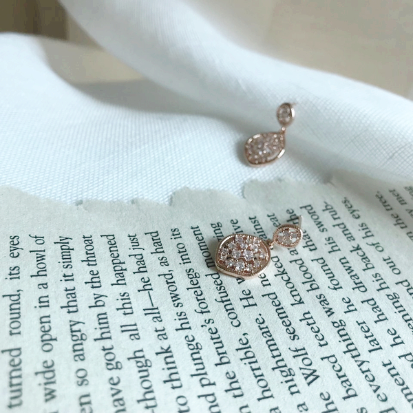 <b><p>Elegant earrings Drama Misty Kim N-ju fashion</p></b><b><p>エレガントなイヤリング ドラマミスティ キム・ナムジュ ファッション 高ヘラン 芸能人</p></b><br /><br /><p align='center'>