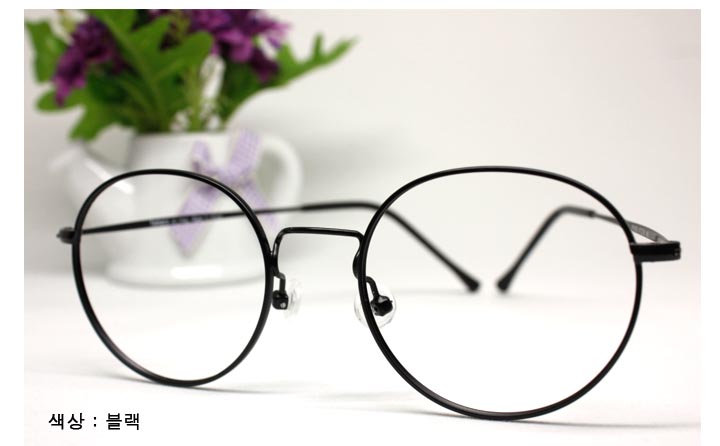 <b><p>Donggul glasses Korean Ultra light beta titium</p></b><b><p>ドングル メガネ 韓国語 超軽量 ベータ チタン 男テ 軽いテ 丸い</p></b><br /><br /><p align='center'>