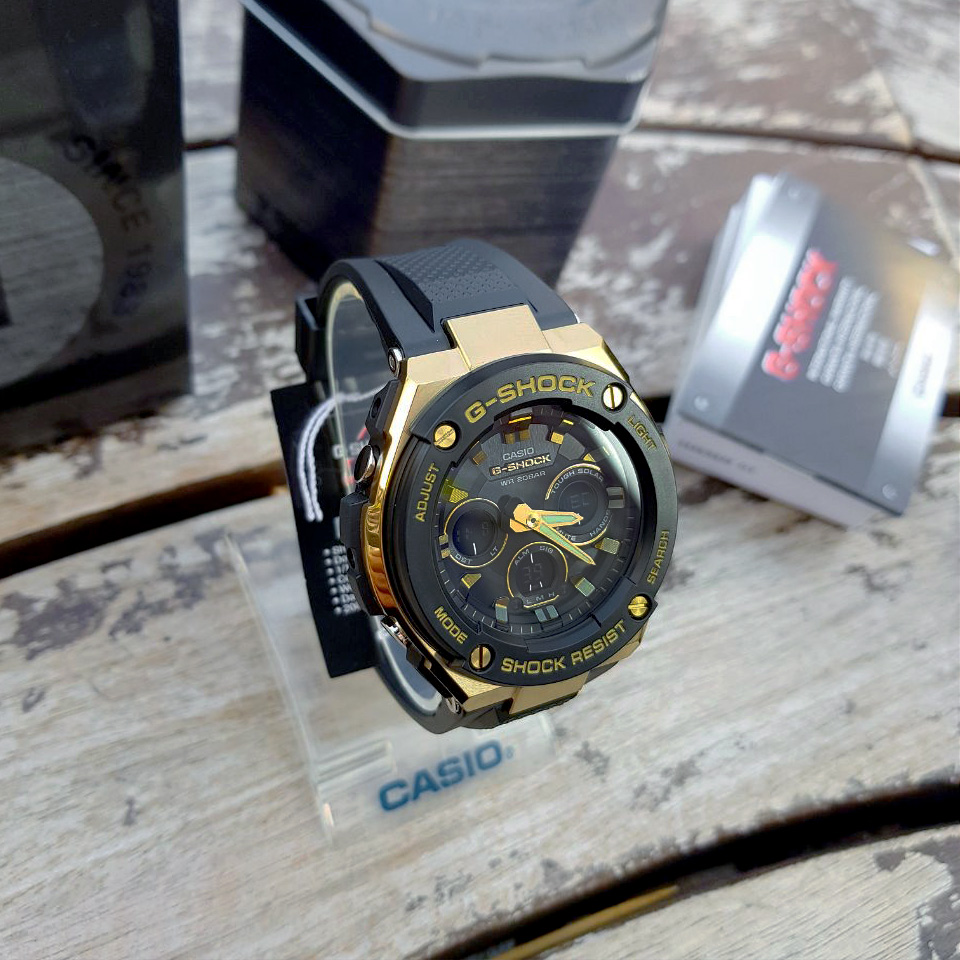 <b><p>Formal impt genuine Ji Steel GST-S300-1ADR</p></b><b><p>正規輸入純正 ジーショック 地スチール GST-S300-1ADR G1 G2 1％</p></b><br /><br /><p align='center'>