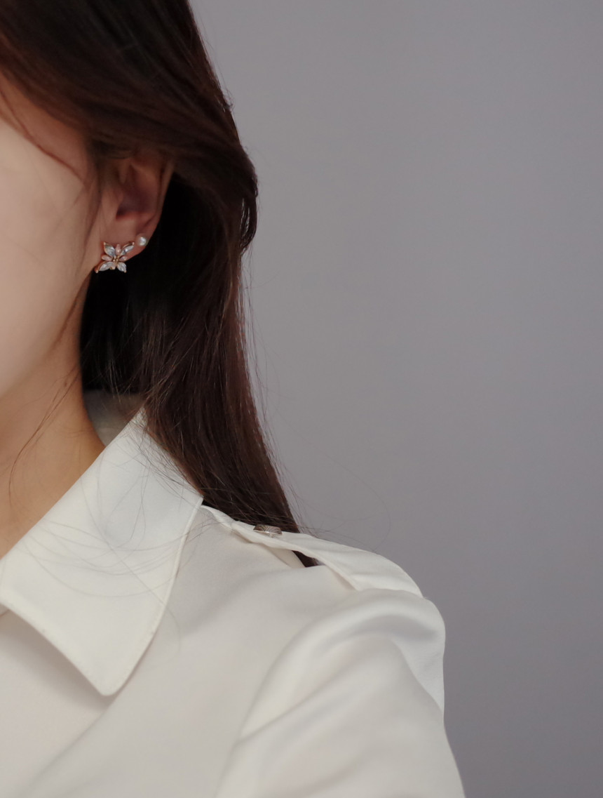 <b><p>Cherry Blossom Ending 10See fw ea Simple</p></b><b><p>桜エンディング 10See フラワー イヤリ シンプルユニーク スタイリッシュルック</p></b><br /><br /><p align='center'>