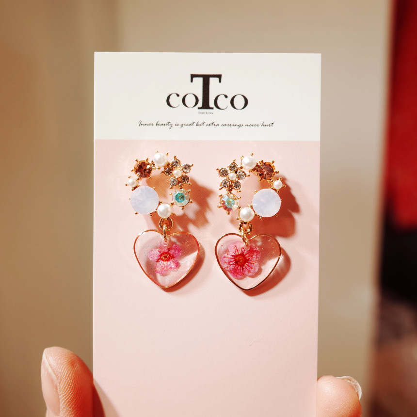 <b><p>you Jun bquet Heart Erings</p></b><b><p>あなた 準 花束 ハートピアス</p></b><br /><br /><p align='center'>