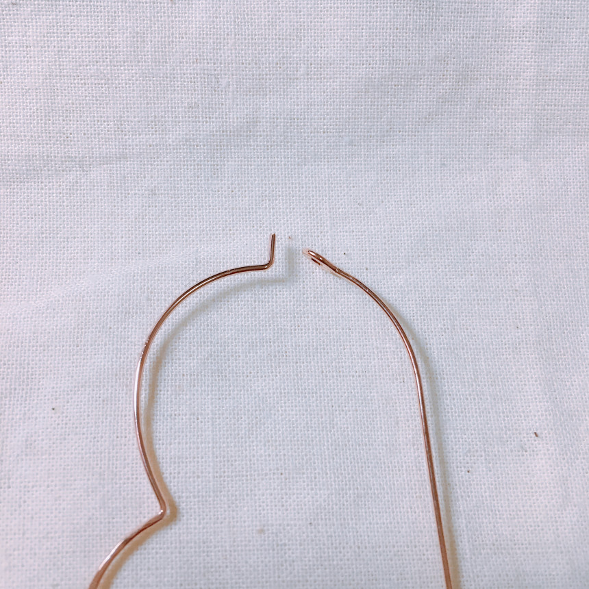 <b><p>Luce Heart Ring Ers LKJ1169 attractive Stand</p></b><b><p>ルーチェ ハートリングピアス LKJ1169 魅力的な 一つだけで説得力の ゴクォル</p></b><br /><br /><p align='center'>