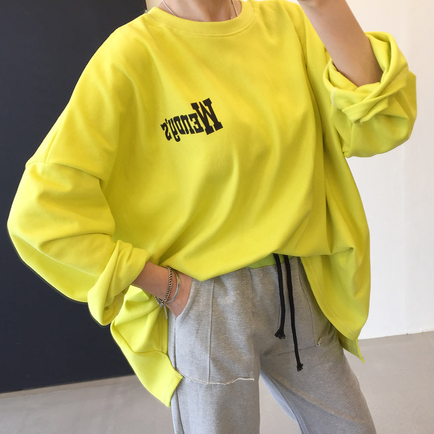 <b><p>Wendy Boxed T-shirt 4color Printing Roulette</p></b><b><p>ウェンディ ボックスTシャツ 4色 印刷 ルーズフィット チュリ 女性長袖 オ・バフェ</p></b><br /><br /><p align='center'>