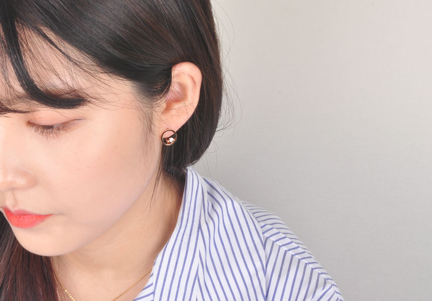 <b><p>14k 18k Cubic One touch Ring earrs Women's</p></b><b><p>14k 18k キュービック ワンタッチ リングピアス 女性K ファッション サークル</p></b><br /><br /><p align='center'>