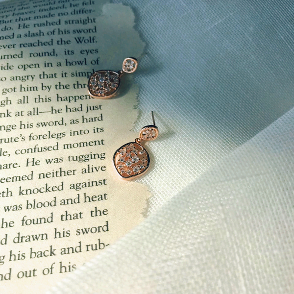 <b><p>Elegant earrings Drama Misty Kim N-ju fashion</p></b><b><p>エレガントなイヤリング ドラマミスティ キム・ナムジュ ファッション 高ヘラン 芸能人</p></b><br /><br /><p align='center'>