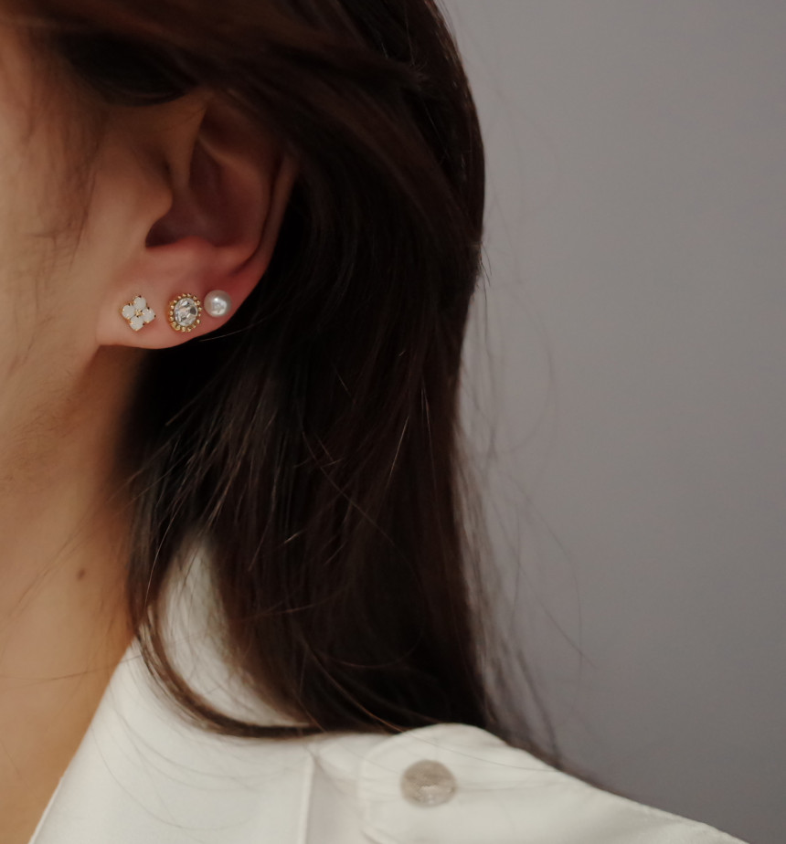 <b><p>NO.84 Throbbing Stall SET Earrs ylish Chic</p></b><b><p>NO.84 ドキドキときめき 失速SETイヤリング スタイリッシュな シックな ユニーデザイン</p></b><br /><br /><p align='center'>