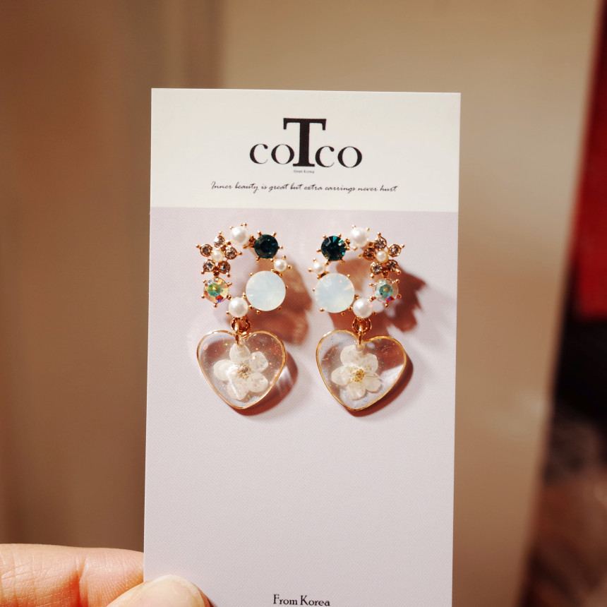 <b><p>you Jun bquet Heart Erings</p></b><b><p>あなた 準 花束 ハートピアス</p></b><br /><br /><p align='center'>