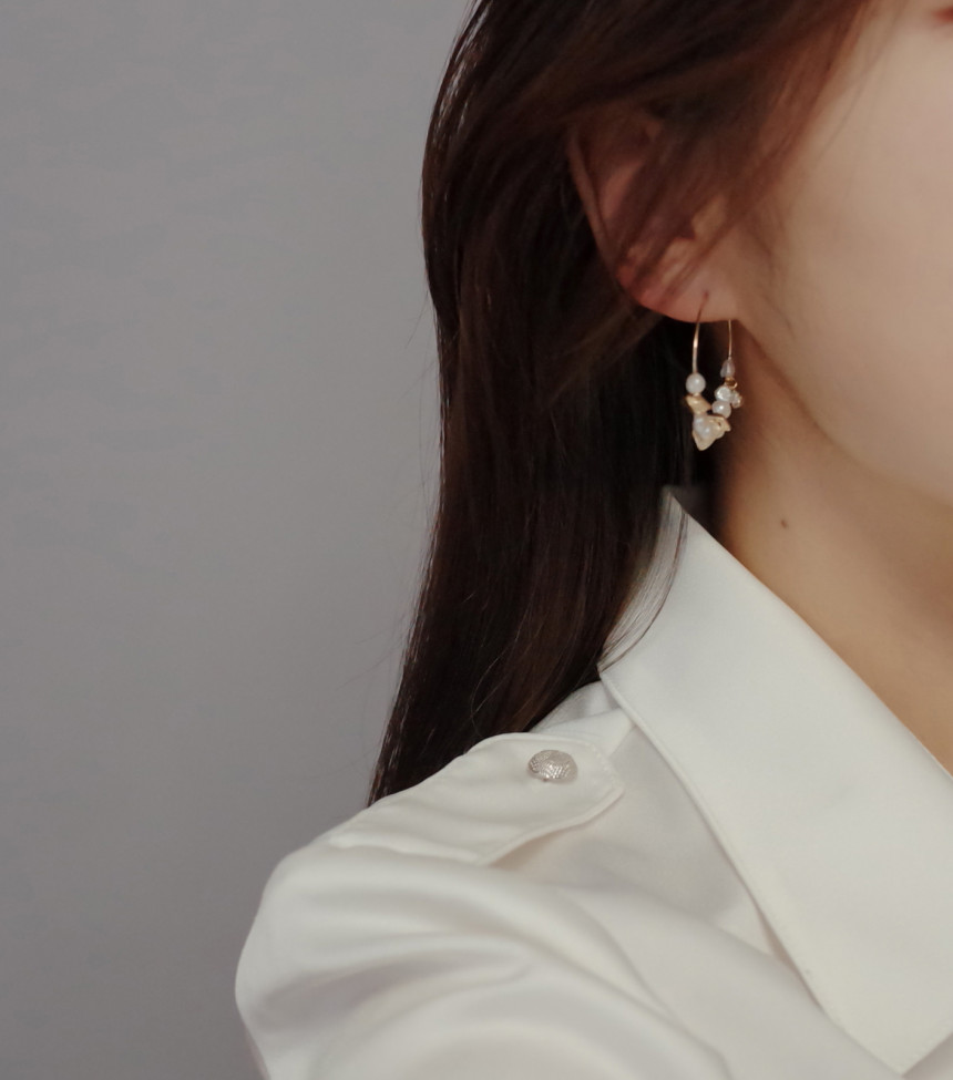 <b><p>Madeleine Natural Pearl Sculpe rg Simp Unique</p></b><b><p>マドレーヌ 天然真珠の彫刻 リング イヤ シンプルユニーク スタイリッシュルック</p></b><br /><br /><p align='center'>